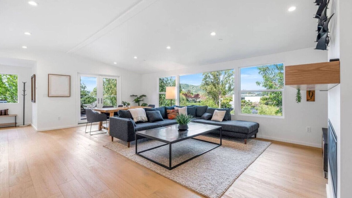 San Rafael House | San Rafael Estate | Scenic Mt Tam & Forest Stay