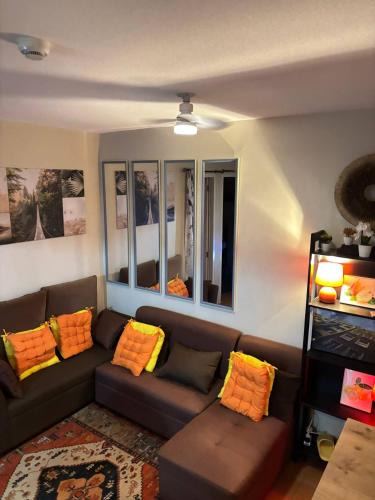 Mambaling Hotel | San Remo Oasis at City di Mare, 2-bedroom Condo - Texmex Rm#2316