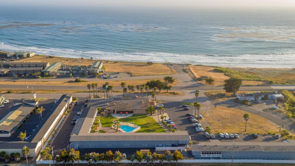 San Simeon Hotel | San Simeon Lodge