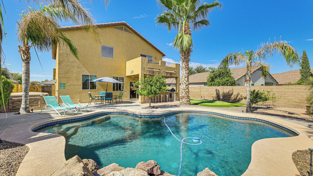 Circle Cross Ranch House | San Tan Valley w/Hot Tub & Oasis-Like Backyard!
