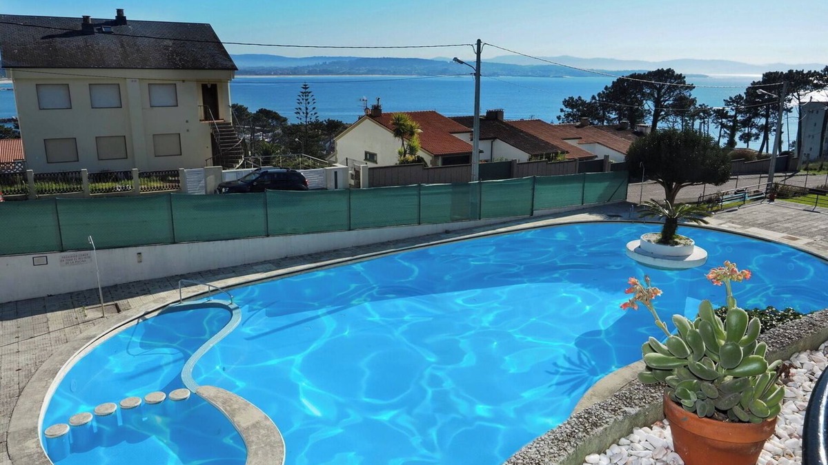 San Vicente do Grove Apartment | San Vicente O Grove Piscina