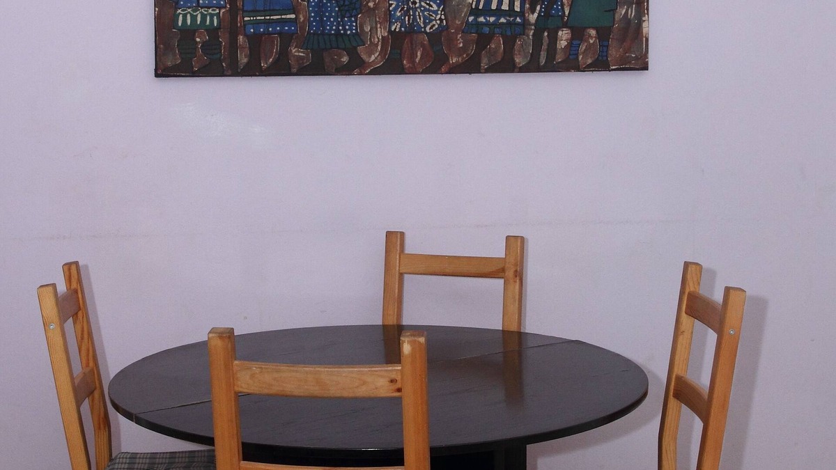 Serrekunda Apartment | Sanchaba Yellow Apartments - Violet Suite