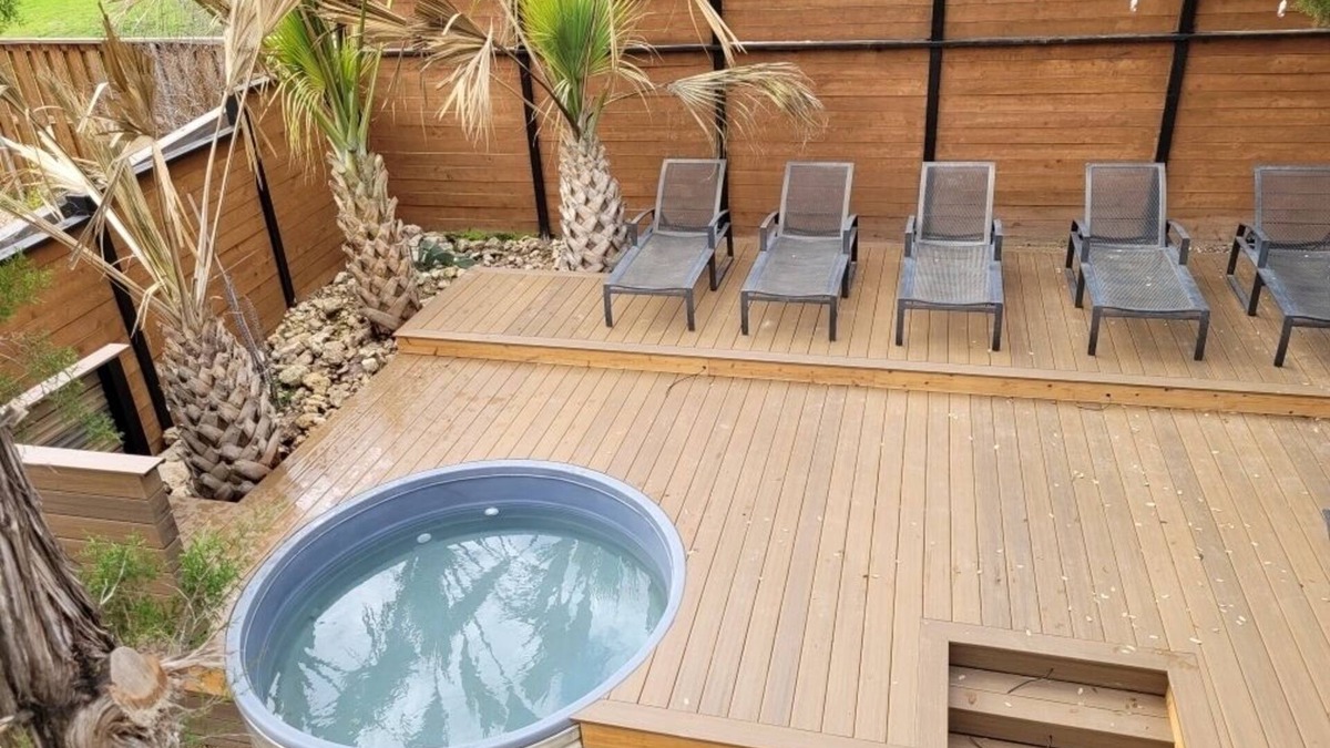 Point Venture House | Sanctuary On Lake Travis with private pool and outdoor jetted tub with golf cart