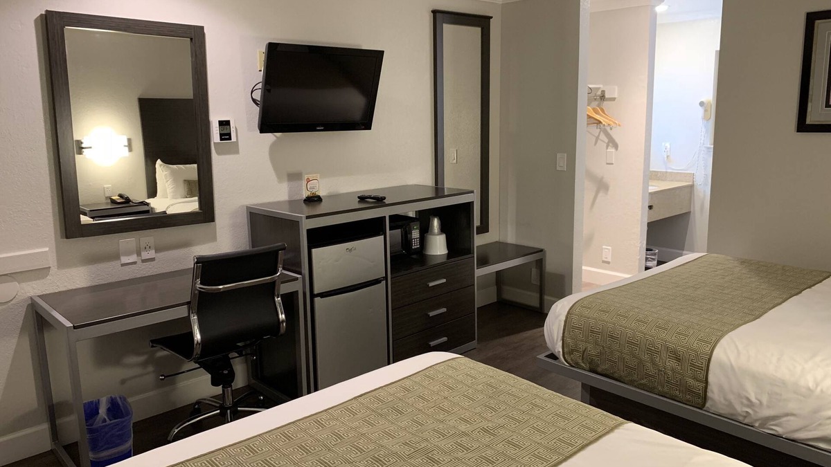 Seaside Hotel | Sand Castle Inn