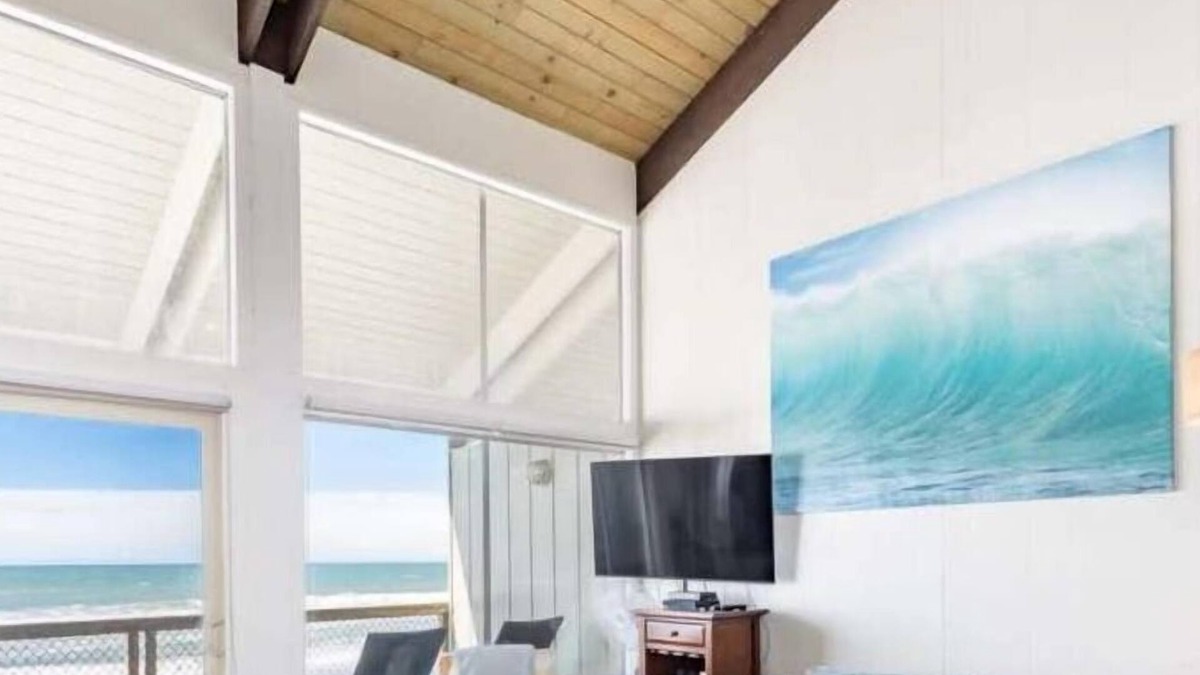 La Selva Beach House | Sand Dollar Beachfront Home, Direct Beach Access!
