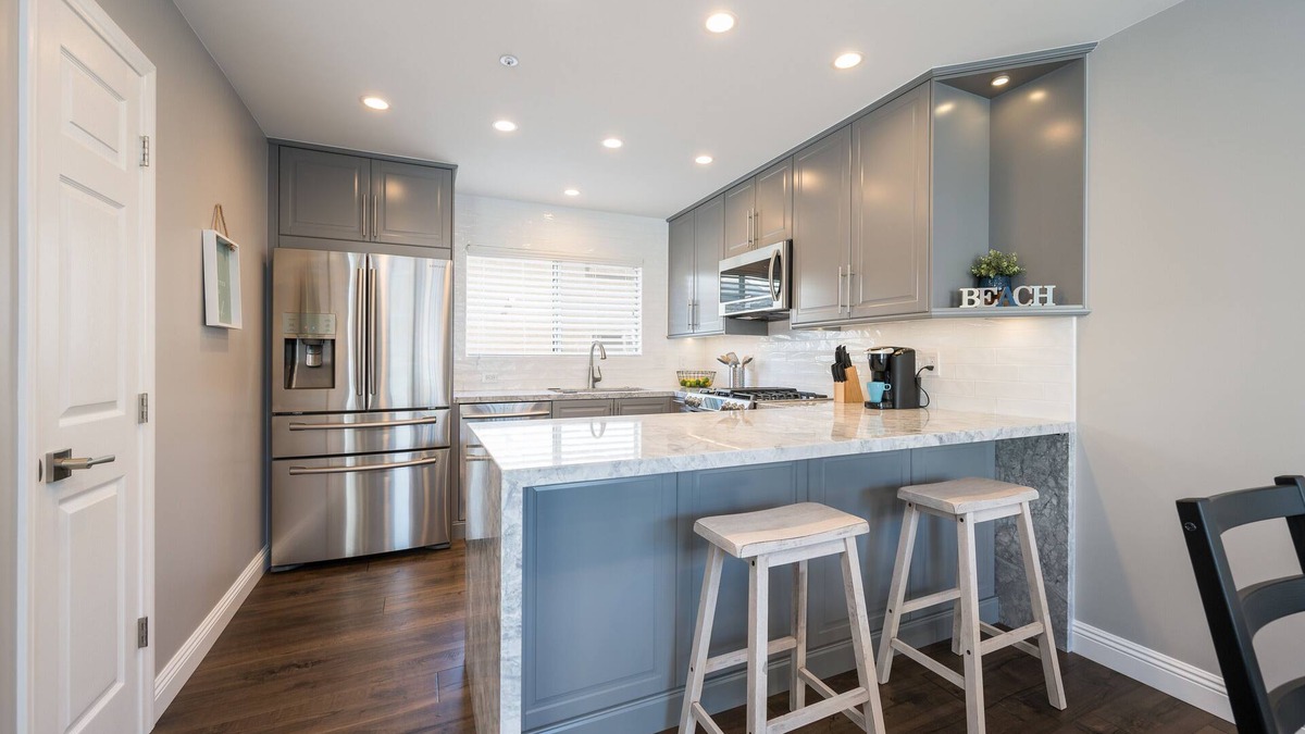 Downtown Condo | Sand Dollar Hideaway-Luxury Condo, Prime Location!