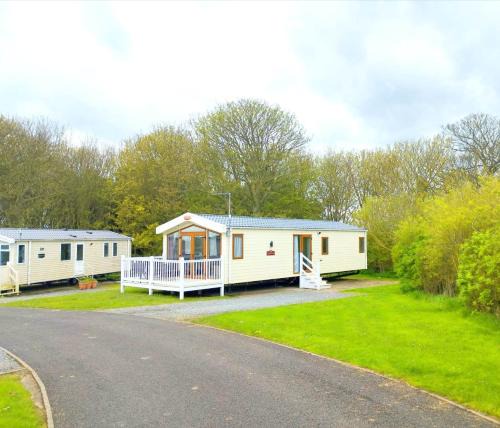 Tunstall House | Sand Le Mere Holiday Village Caravan hire