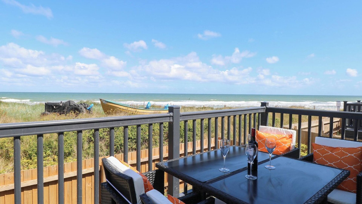 Bacton Cottage | SAND & SERENITY, pet friendly, with a garden in Bacton