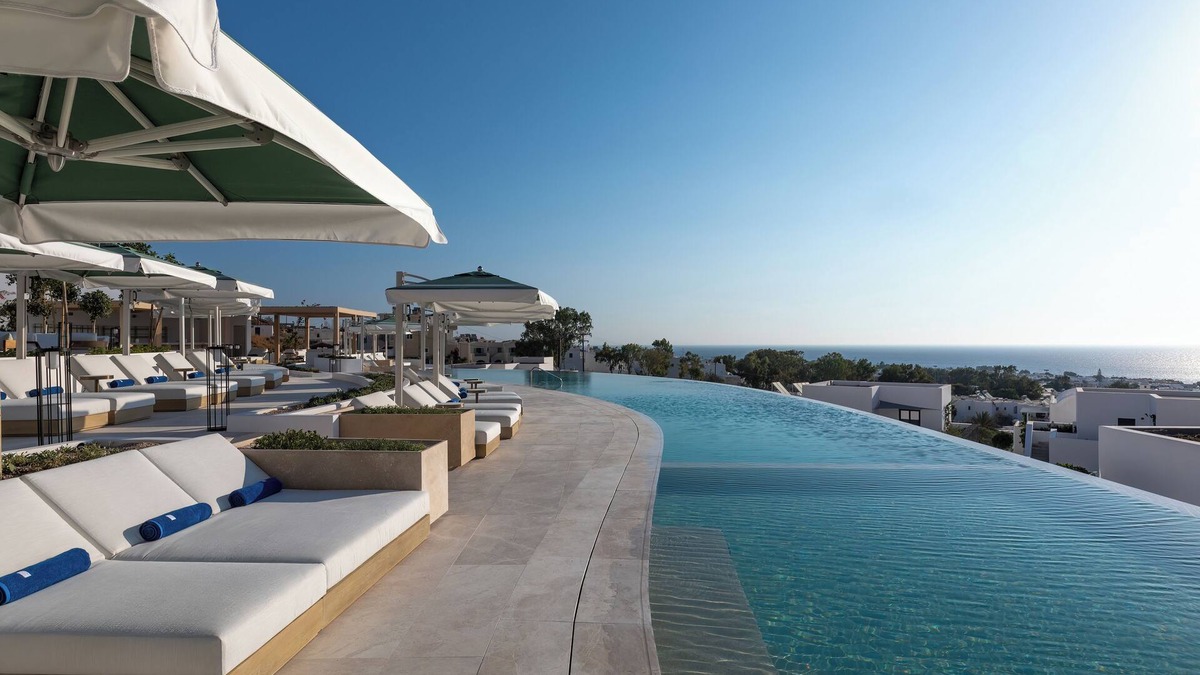 Kamari Hotel | Sandblu