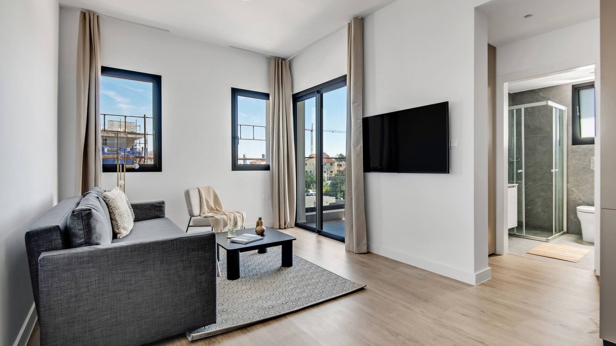 Limassol Apartment | Sanders Crystal 2 - Sweet 2-Bdr Apt w Shared Pool