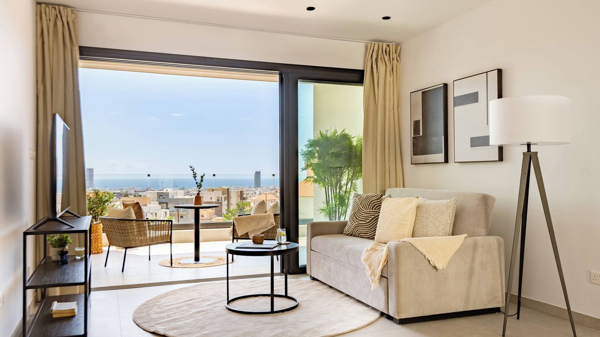 Agios Athanasios Apartment | Sanders Eduardovich - Lovely 2-Bdr with Balcony