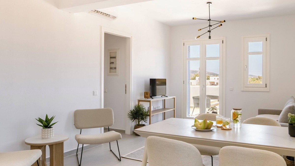 Molos Apartment | Sanders Paros Gardens - Fresh 1-Bdr Apt w Balcony