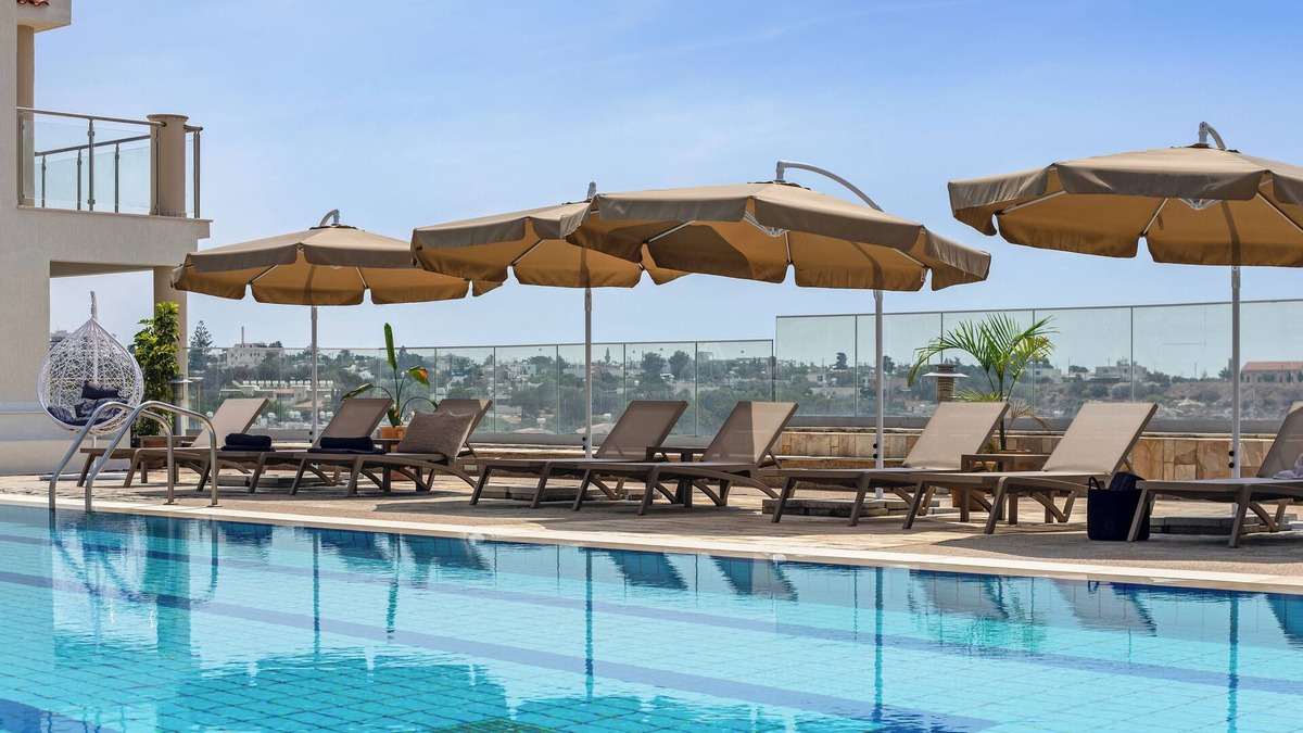 Chlorakas Apartment | Sanders Seaview - Warm 2 Bdr Apt with Seaview