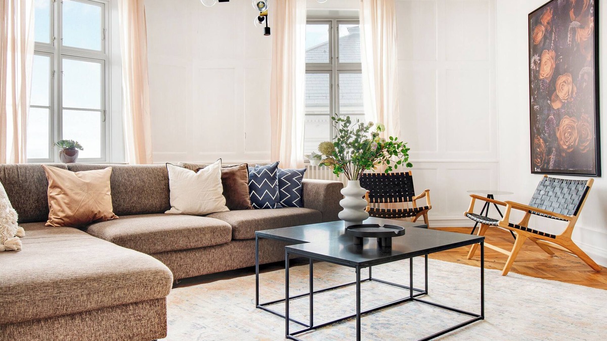 Nyhavn - Amalienborg Apartment | Sanders Square - Spacious 6-Bdr Apt Near Nyhavn