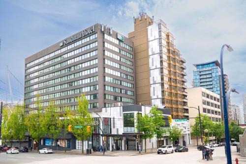 Central Hotel | Sandman Hotel Vancouver Downtown