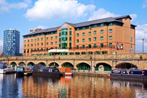 Sheffield Hotel | Sandman Signature Sheffield Quays Hotel