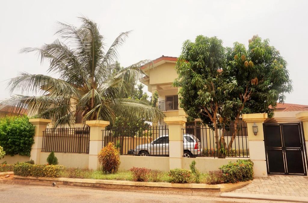 Weija House | Sandpark Place, West Hills