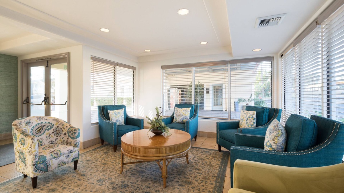 North State Hotel | Sandpiper Lodge