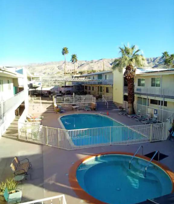 Desert Hot Springs Hotel | sandpiper