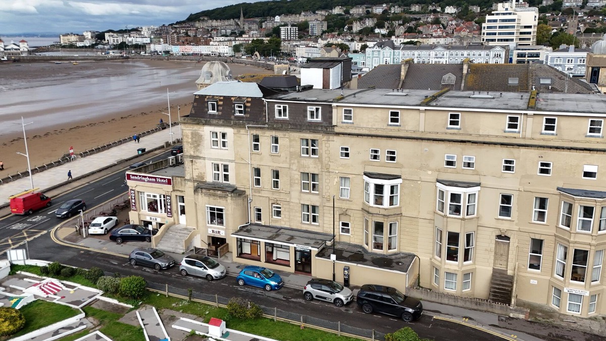 Weston-super-Mare Hotel | Sandringham Hotel