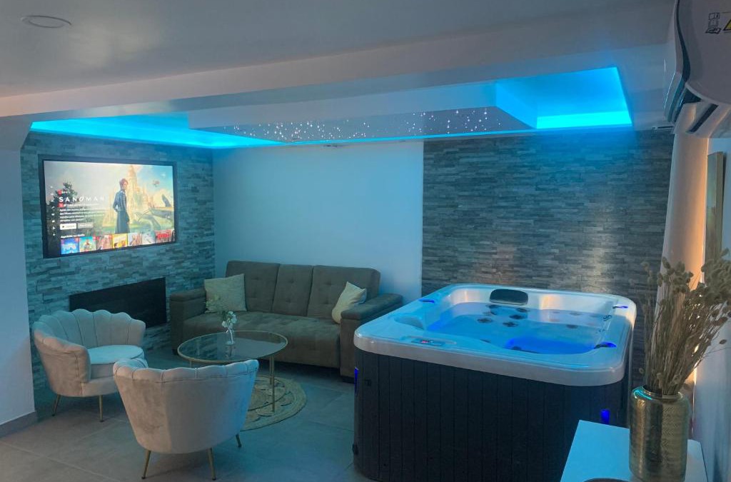 Orange House | Sandspa logement avec jacuzzi