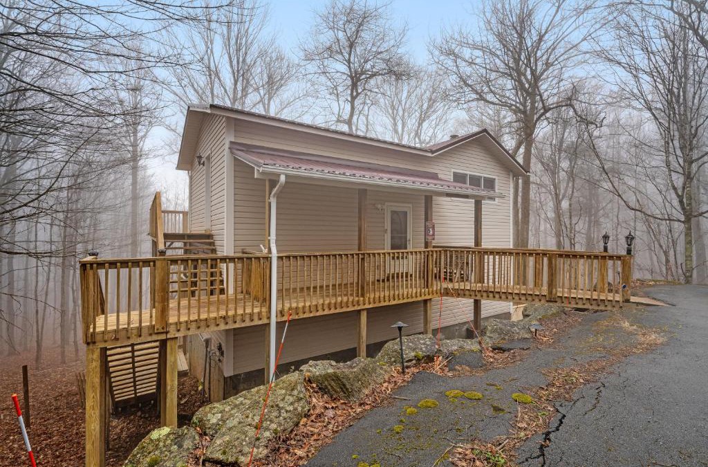 Beech Mountain House | Sandy Beech