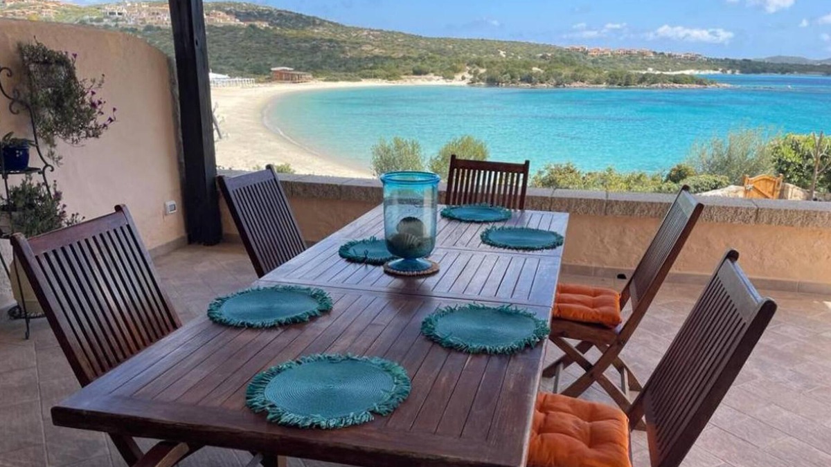 Golfo Aranci Villa | Sandy Cove Patio beachfront villa in Golfo Aranci North East Sardinia