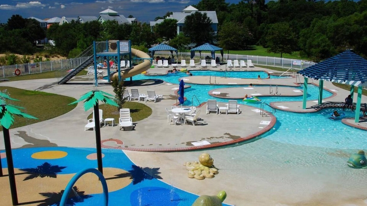 Bermuda Bay House | Sandy Paws Townhouse, Private Mini Water Park, Dog Friendly!