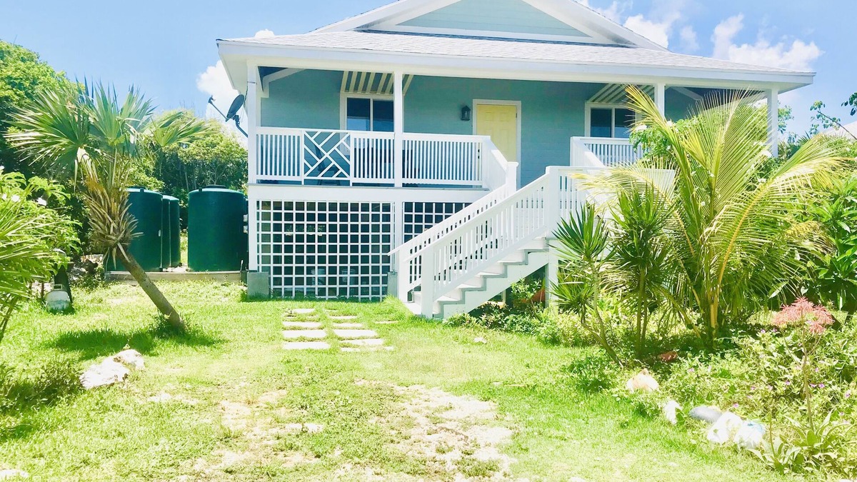 Rainbow Bay Cottage | Sandy Toes