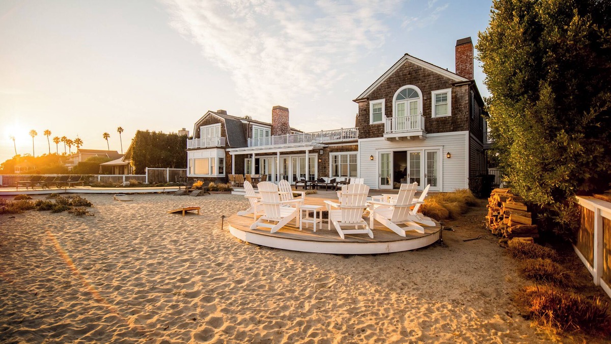 Santa Barbara House | Santa Barbara Beach Club - Oceanfront Luxury 5 Bedroom with Pool