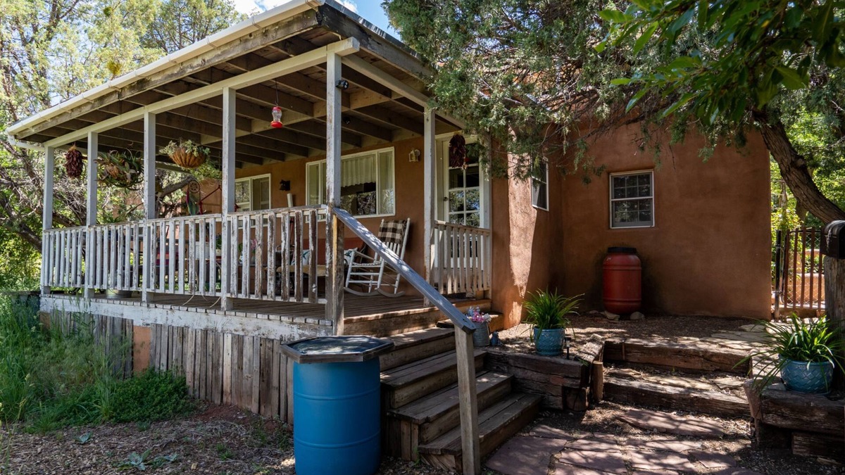 Canoncito House | Santa Fe Getaway