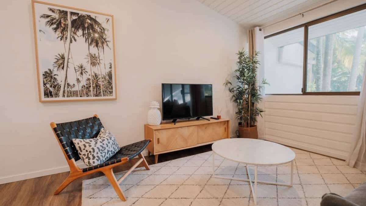 Sunshine Beach House | Santa Fe on Ferguson