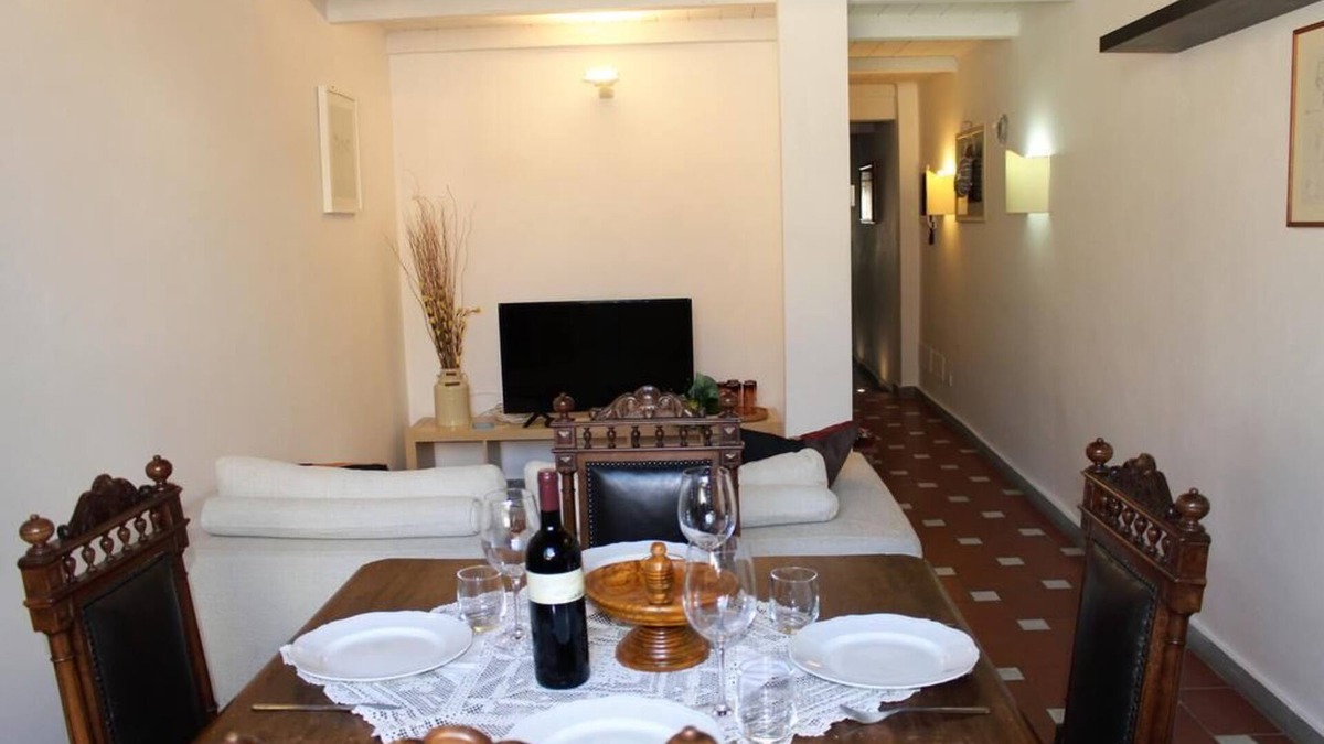 Santa Maria Novella Apartment | SANTA MARIA NOVELLA STATION FLORENTINE APARTMENT