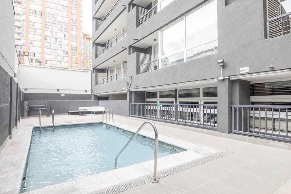Downtown Santiago Apartment | Santa Rosa Spot by Andes+