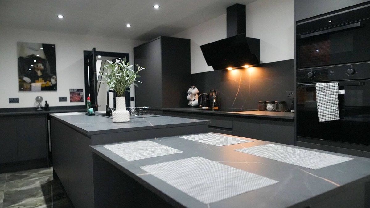 Boston House | Santi House