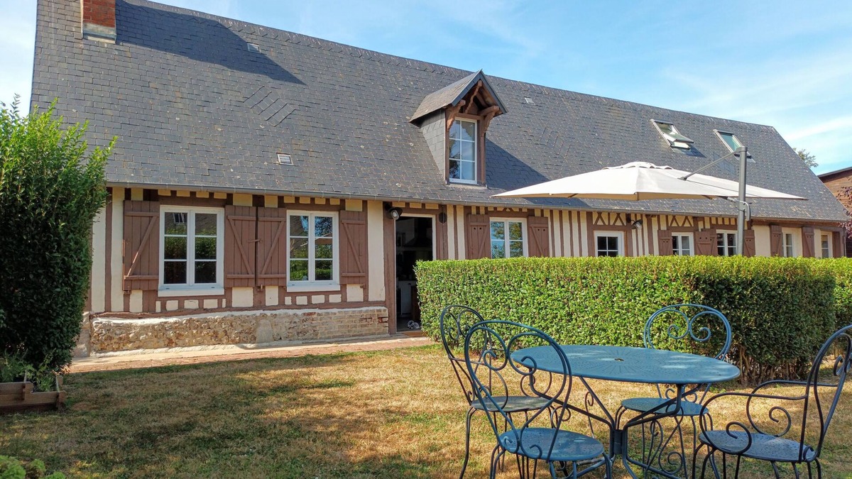 Saint-Riquier-es-Plains House | SantoRikiki, Normandy farmhouse in the Pays de Caux region
