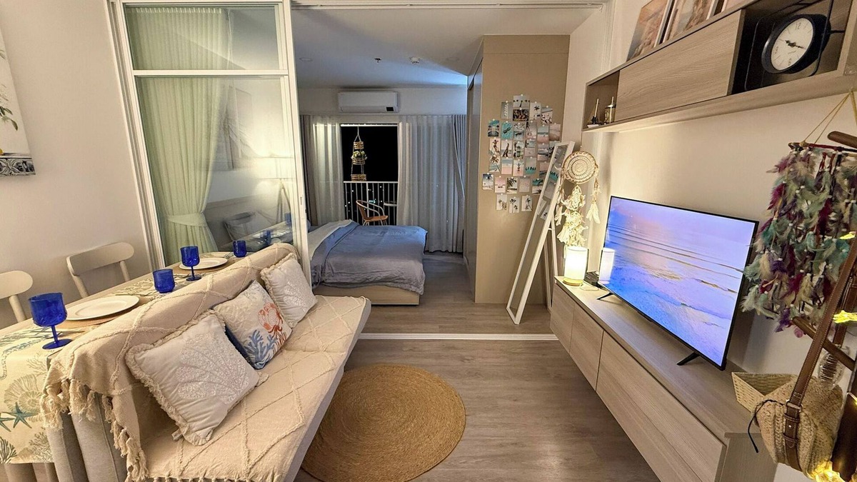 Hua Hin Condo | Santorini Coastal Theme Sea & Mountain View 1 Bedroom Condo with Private Balcony