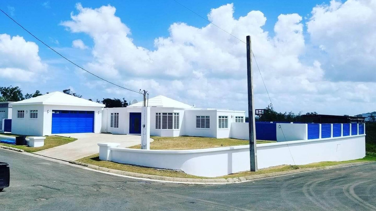 Guzman Abajo House | Santorini In Puerto Rico Inc. Since 2017.