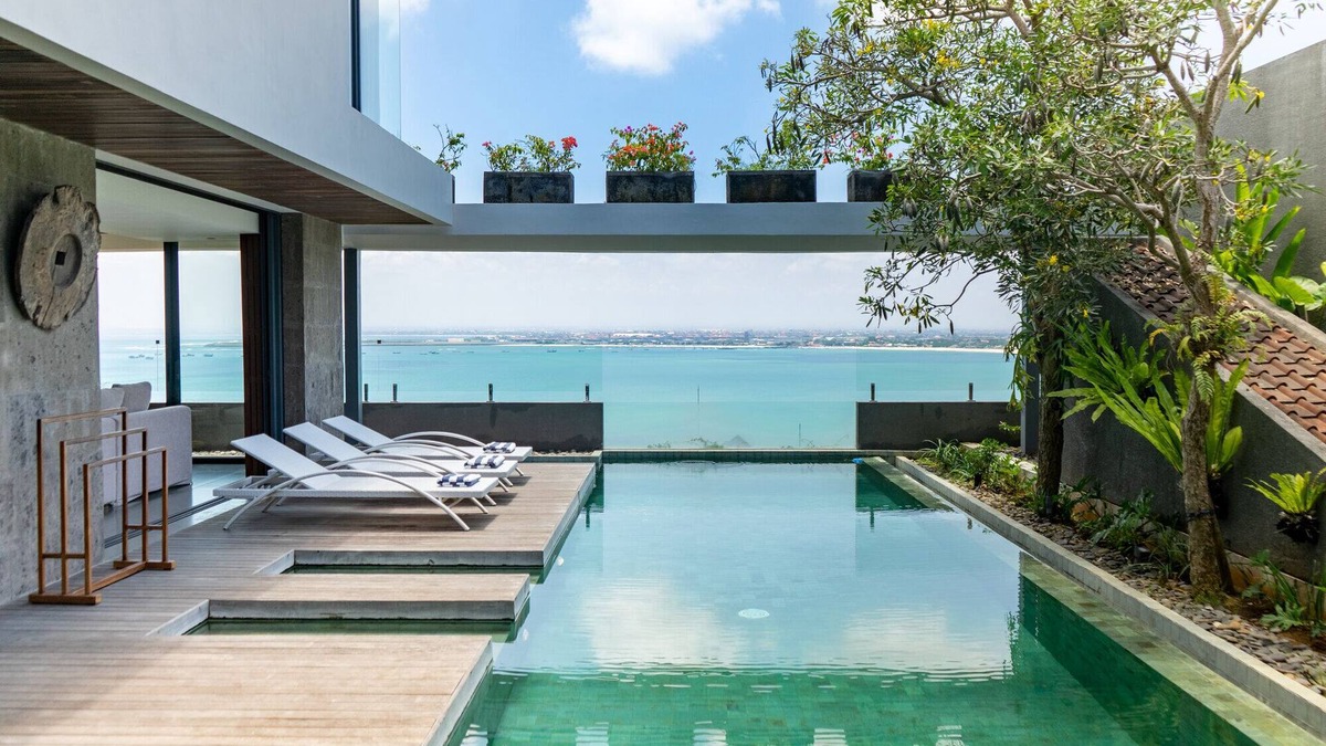 Jimbaran Bay Villa | Santos Cliff View by Nakula