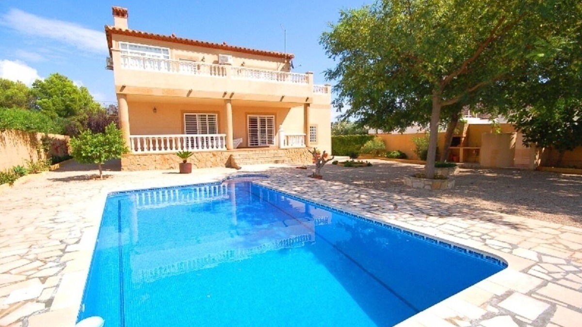 Les Tres Cales Villa | SAONA VILLAS (CP ADRIAN): villa for 8 people, private pool, air conditioning