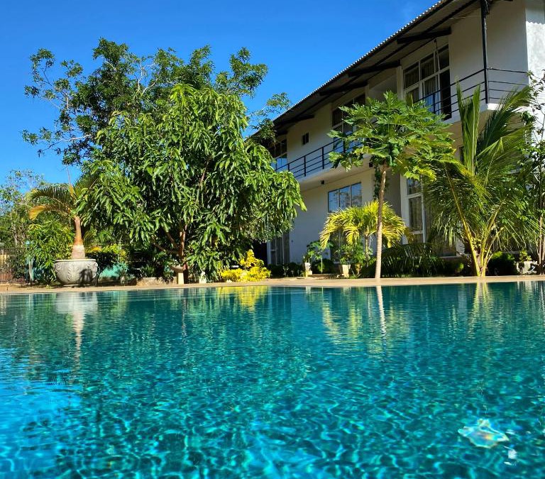 Moragaswewa Bed & Breakfast | Sapphire Garden Hotel