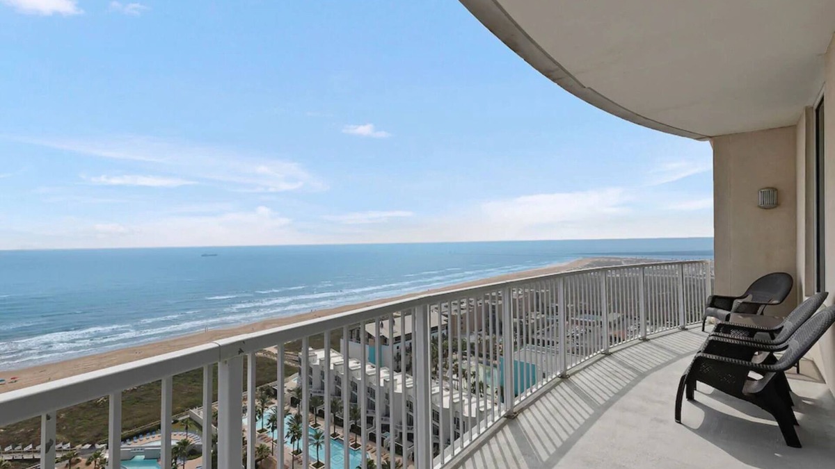 South Padre Island Condo | Sapphire Luxury Beachfront Condo on the 17th Floor, Amazing Views, Best Beaches