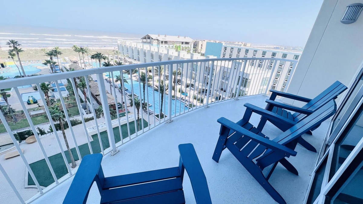 South Padre Island Resort | Sapphire Resort's newest condo located on 6th floor overlooking the ocean!
