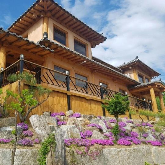 Buk House | Saranbang Pension