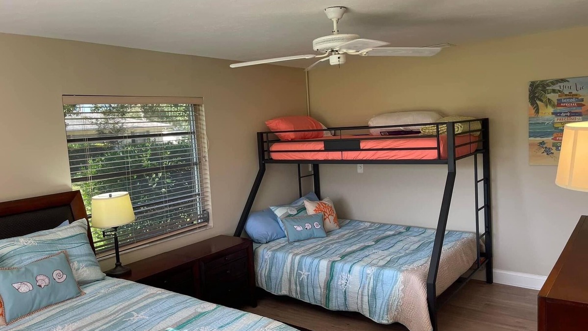 Braden River Villa | Sarasota 3 bedroom villa conveniently located on Palm Aire Golf Course community