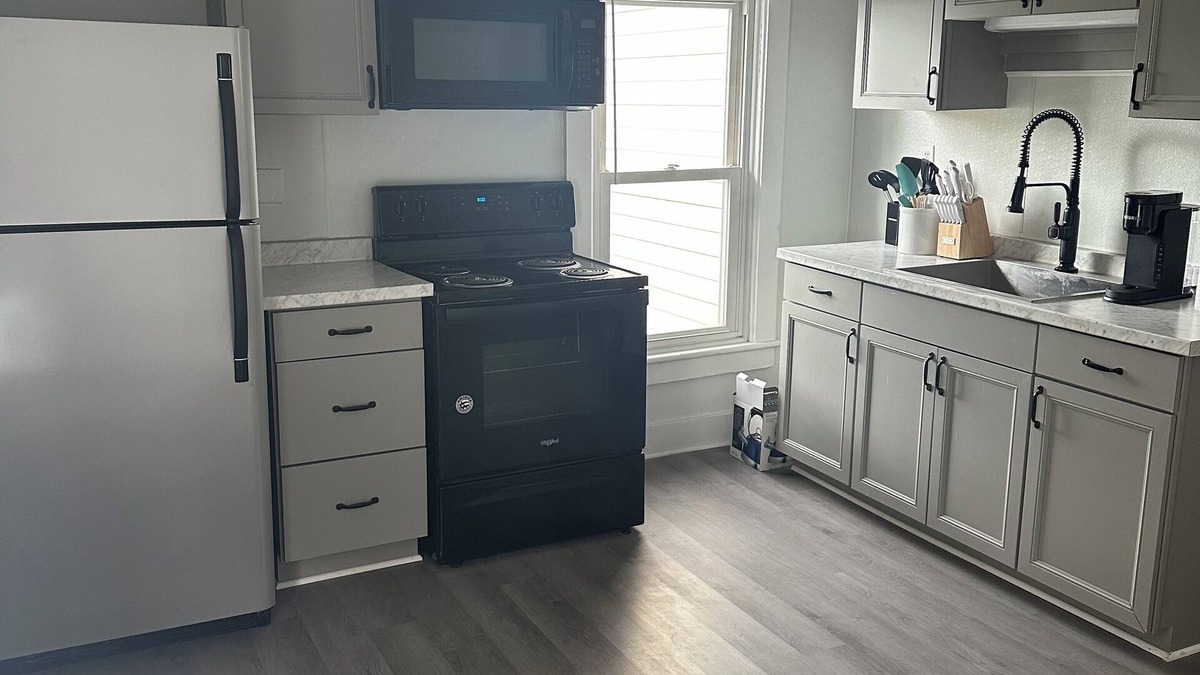 Saratoga Springs Apartment | Saratoga Apartment Close to Downtown & Race Course!