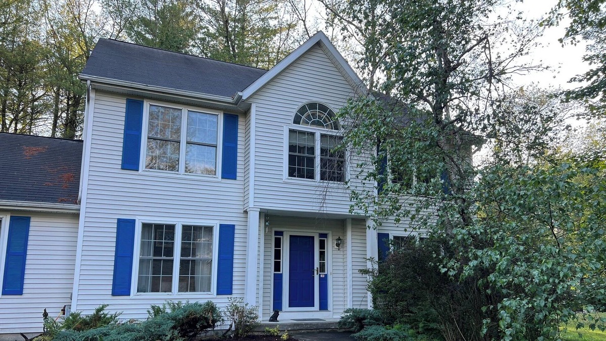 Ballston Spa House | Saratoga Art & Antique Escape Near Historical Saratoga Racetrack