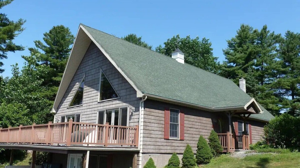 Malta House | Saratoga Lake 180-degree lake views spacious 4-bedroom 31-acre private estate.