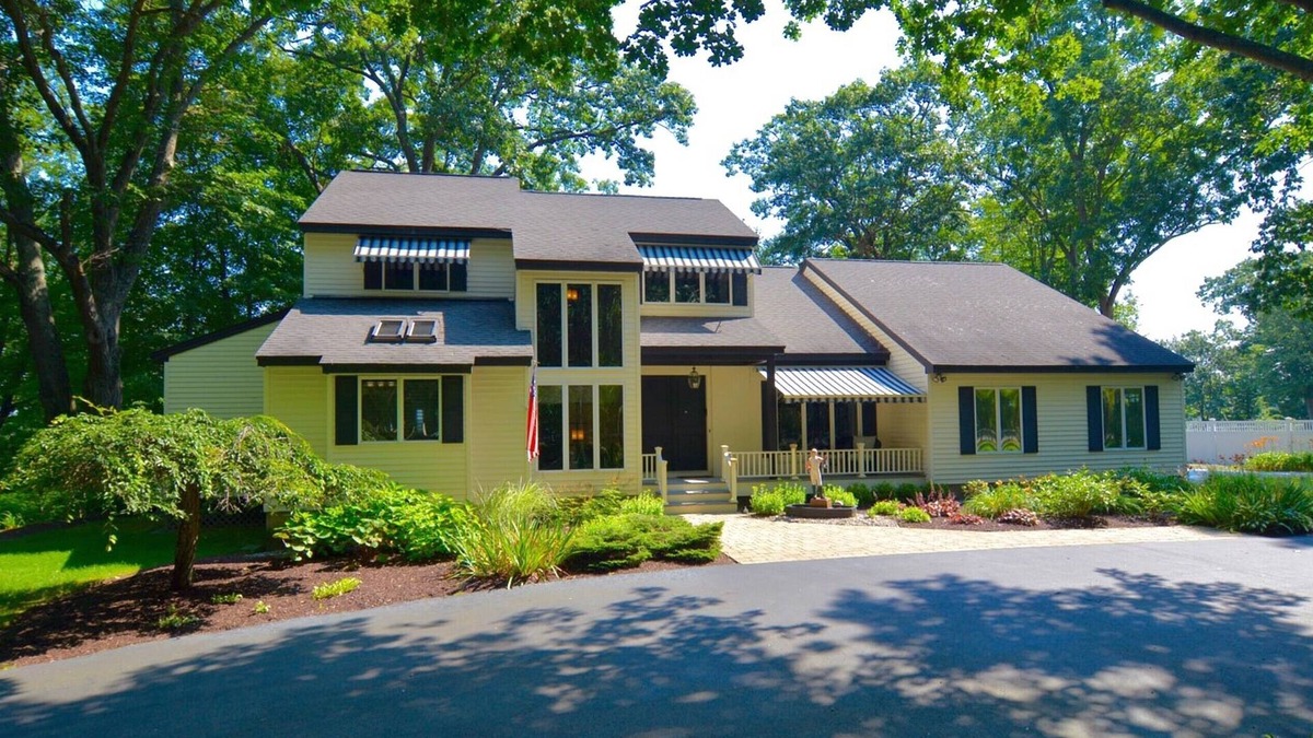 Saratoga Springs House | Saratoga Lakehouse with Private Dock - 3 mins to Track, Golf, State Park, Casino