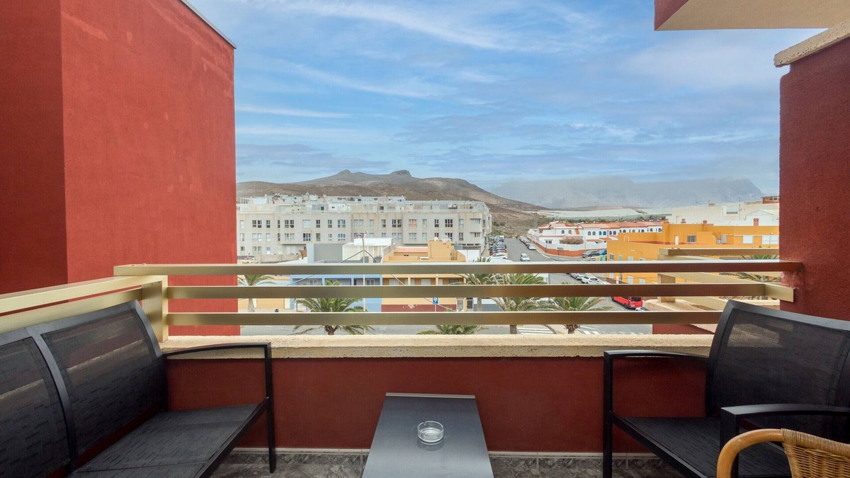 Sardina Ski Chalet | Sardina Balcony Flat - 2 min walk to beach